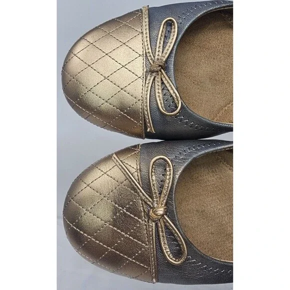 Aerosoles Beckon Metallic Blue & Gold Bow Leather Flats Women US 9.5M Cap Toe - Picture 2 of 16